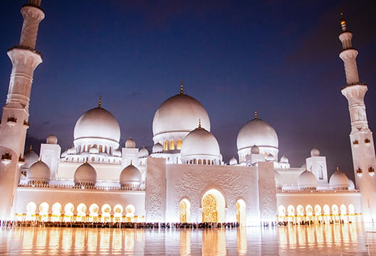 Abu Dhabi de noche