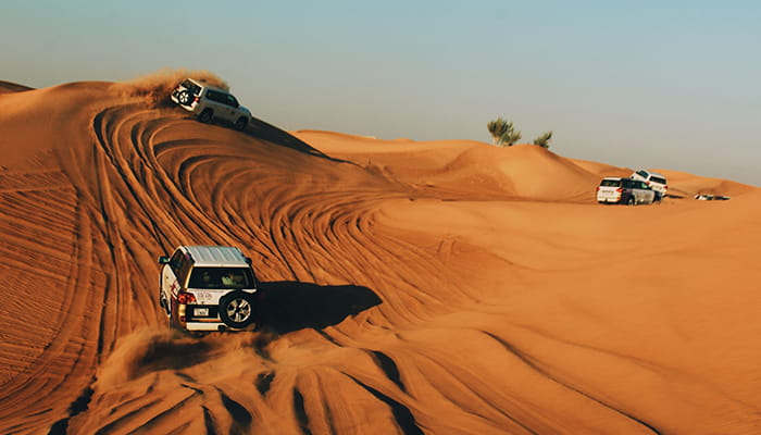 coches dunas desierto Dubái
