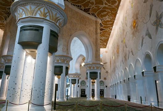 Abu Dhabi, mezquita de noche